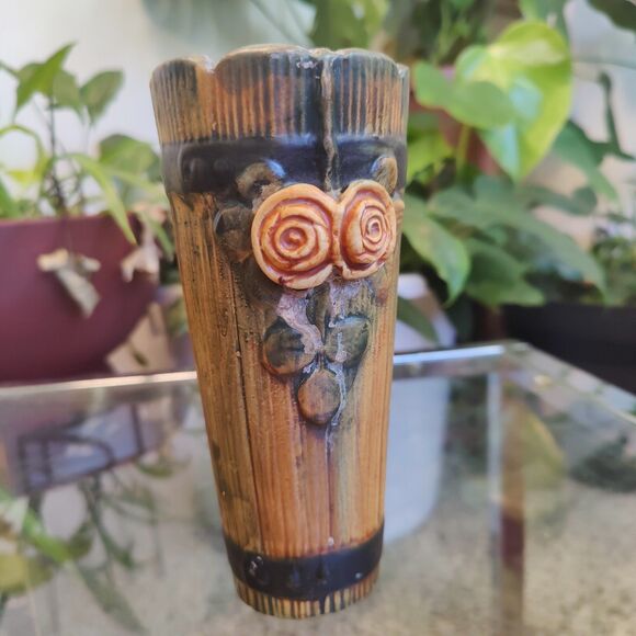 Weller Art Pottery Woodrose 1920s Wall Pocket Vase (floral  VTG 1920s Weller Woodcraft Pottery Wood Rose Wall Pocket Vase Art Pottery